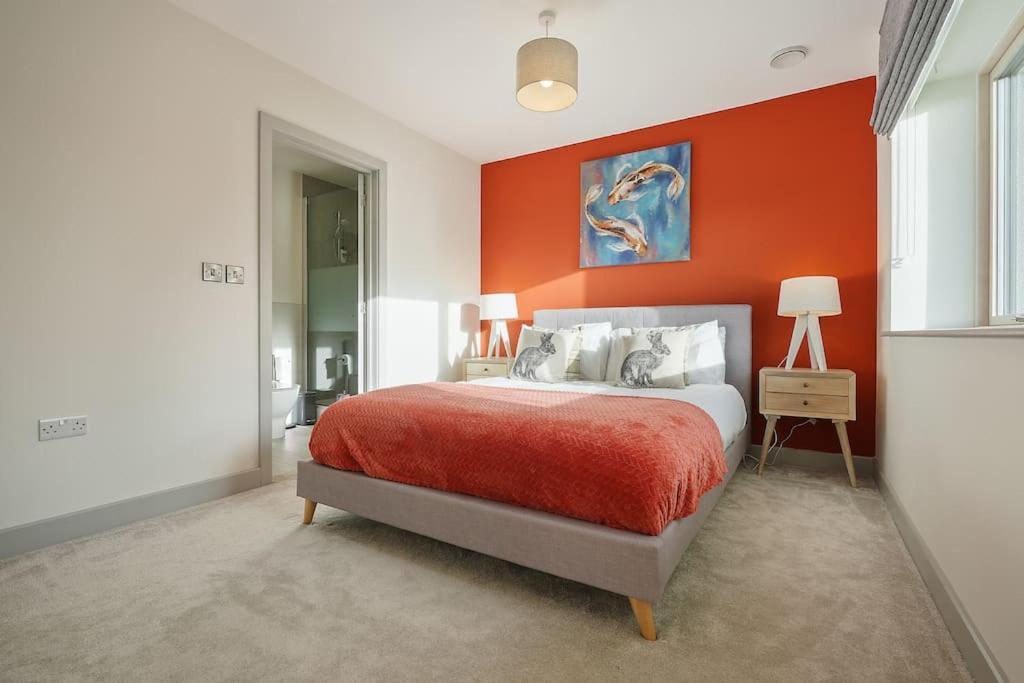Spacious 4 Bed With Gym And Tennis Court Сasa de vacaciones Lincoln